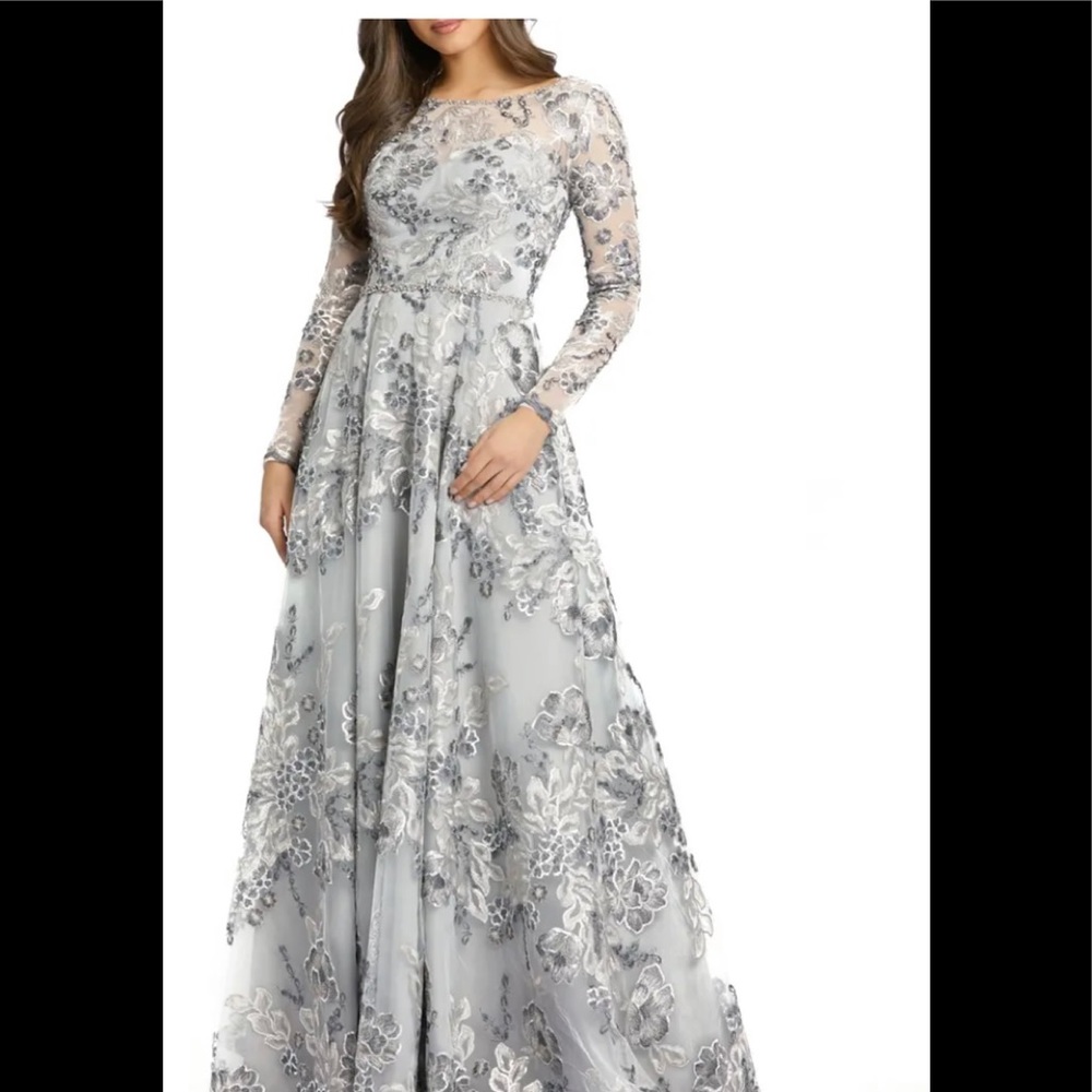 Mac Duggal gown. Size 14. Worn once.